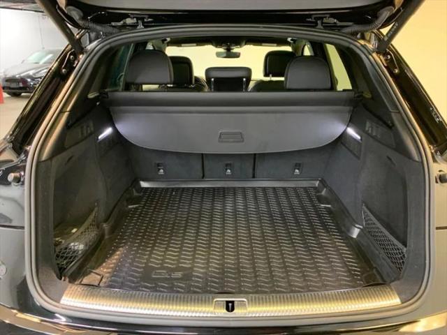 2022 Audi SQ5 Premium Plus TFSI quattro Tiptronic
