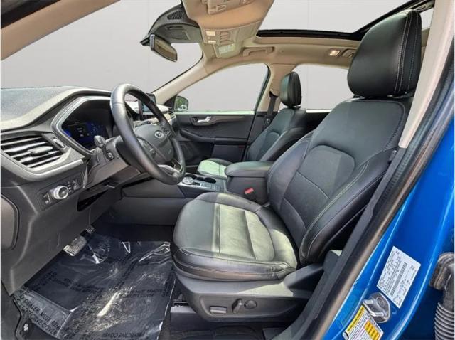 2020 Ford Escape Titanium Hybrid