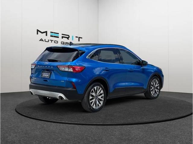 2020 Ford Escape Titanium Hybrid