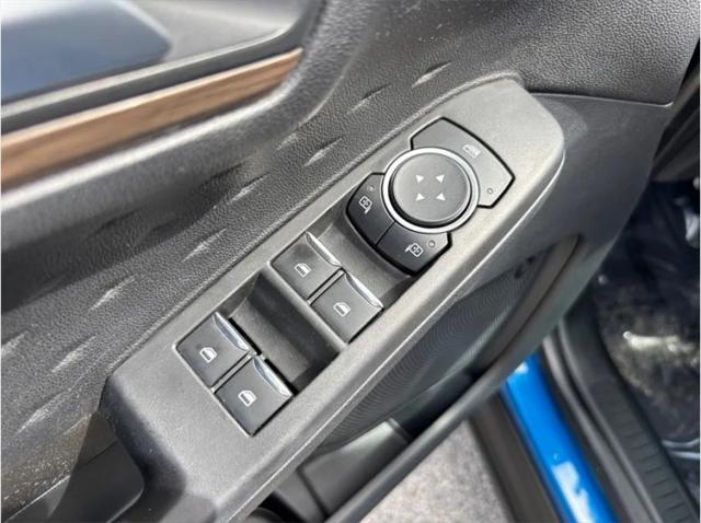 2020 Ford Escape Titanium Hybrid
