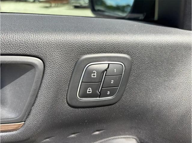 2020 Ford Escape Titanium Hybrid