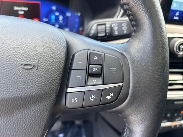 2020 Ford Escape Titanium Hybrid