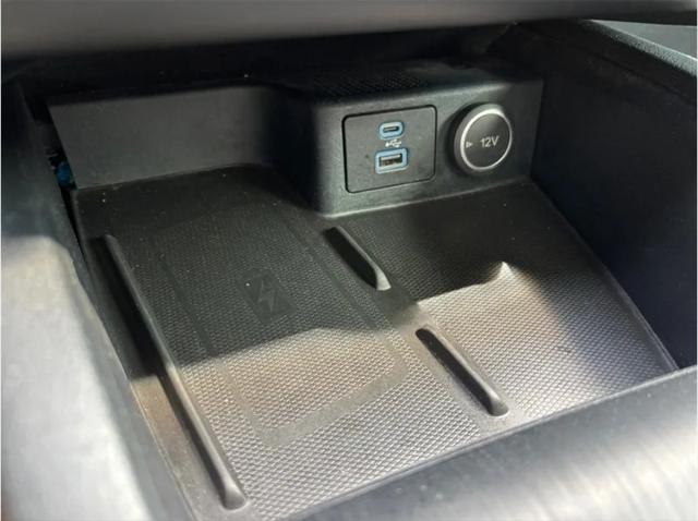 2020 Ford Escape Titanium Hybrid