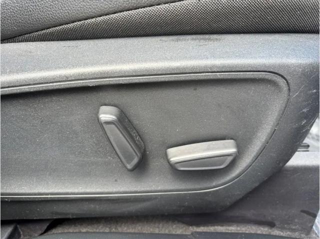 2020 Ford Escape Titanium Hybrid