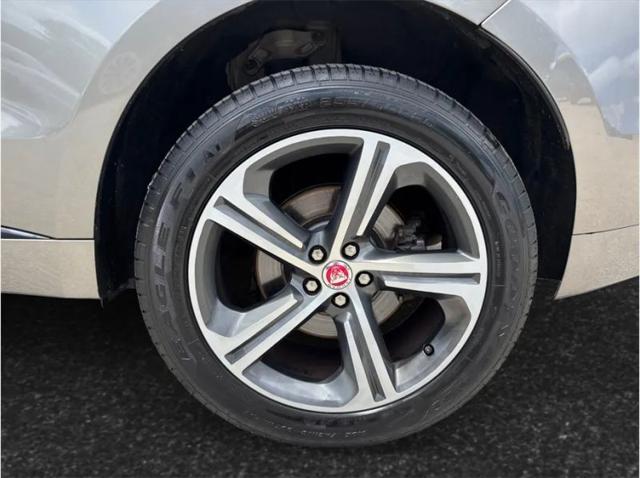 2018 Jaguar F-PACE 25t R-Sport
