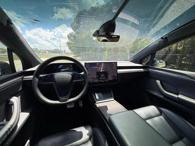 2023 Tesla Model X Standard Range