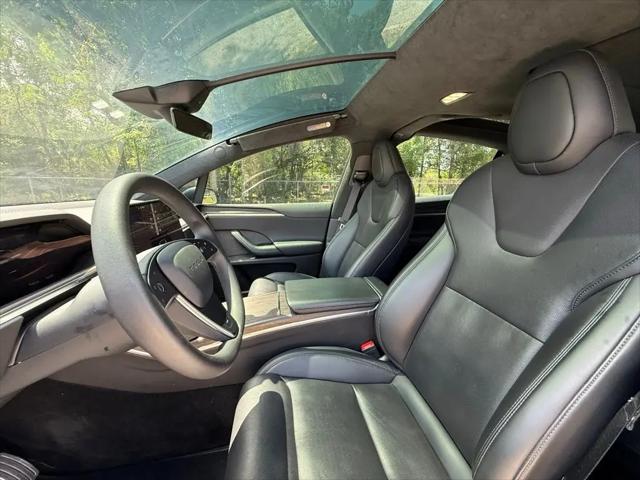 2023 Tesla Model X Standard Range