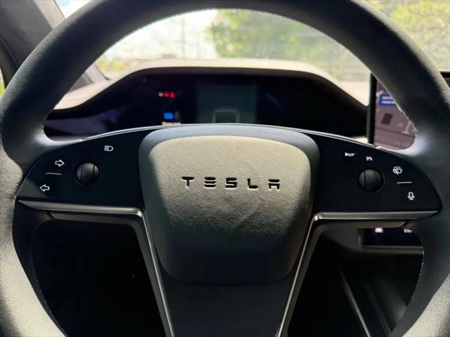 2023 Tesla Model X Standard Range