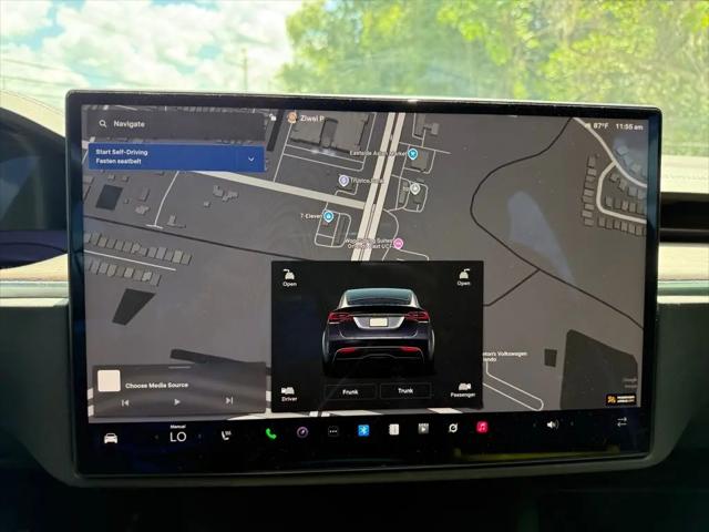 2023 Tesla Model X Standard Range