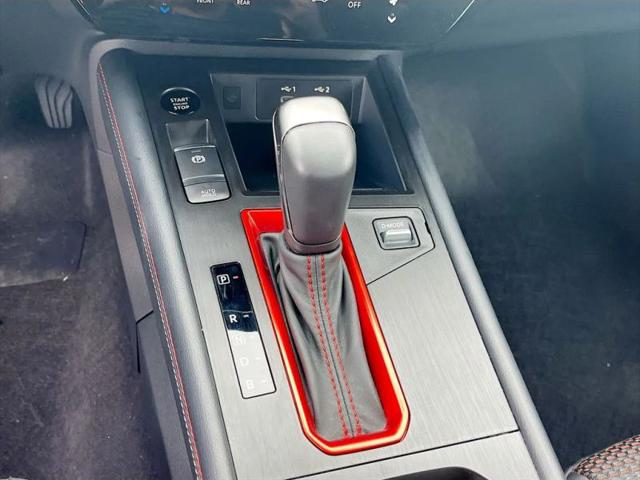 2025 Nissan Kicks SR FWD