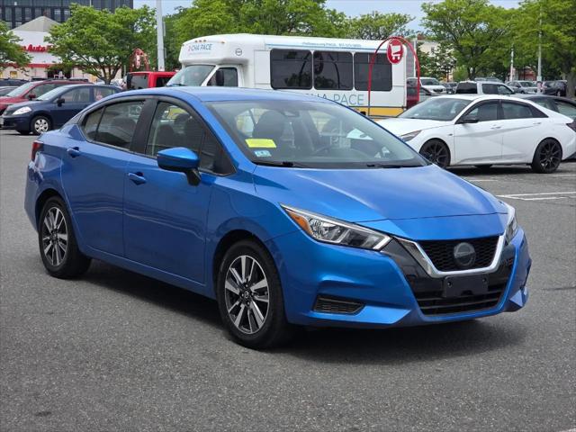 2021 Nissan Versa SV Xtronic CVT