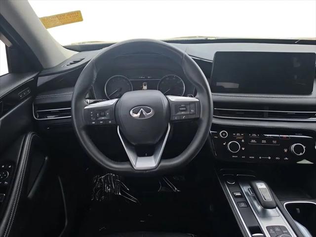2023 INFINITI QX60 PURE