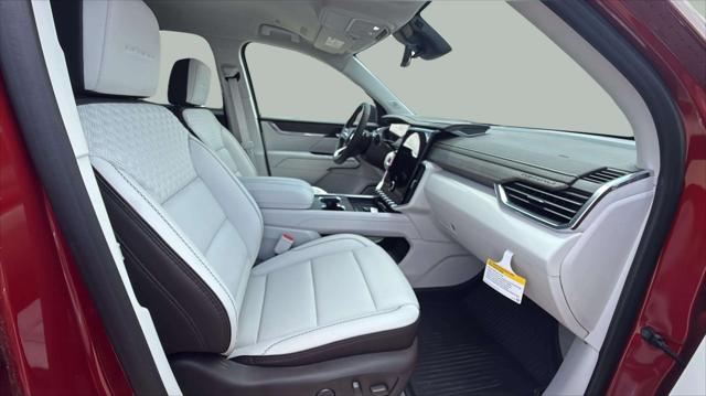 2026 GMC Acadia Denali AWD