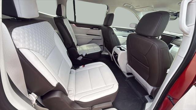 2026 GMC Acadia Denali AWD