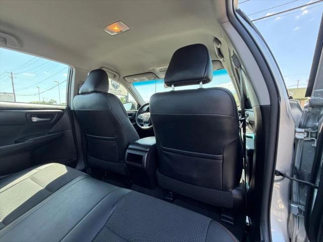 2017 Toyota Camry SE