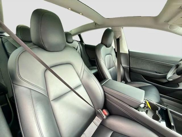 2020 Tesla Model 3 Standard Range Plus Rear-Wheel Drive
