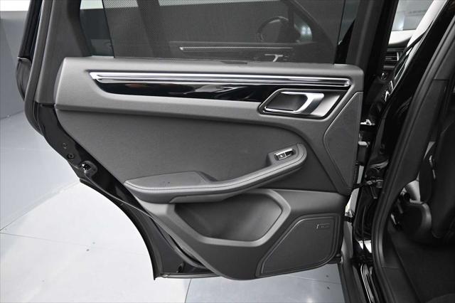 2026 Porsche Macan Unknown