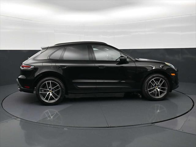 2026 Porsche Macan Unknown