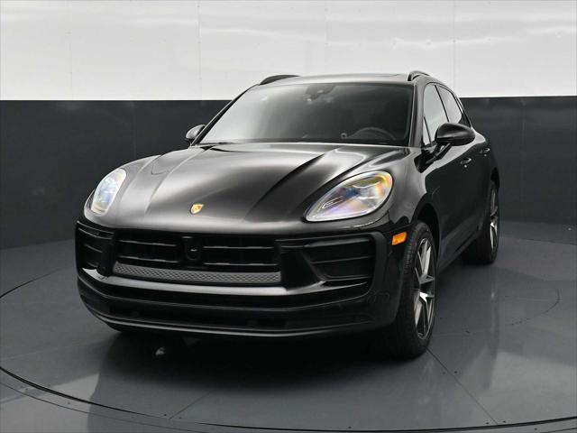 2026 Porsche Macan Unknown