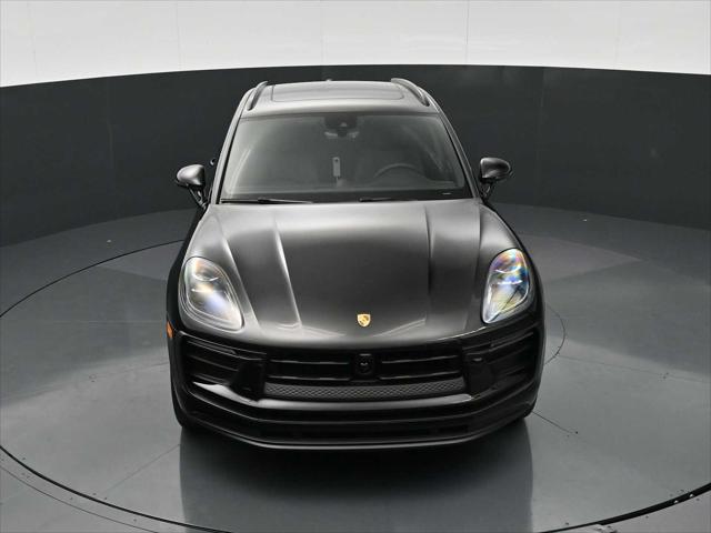 2026 Porsche Macan Unknown