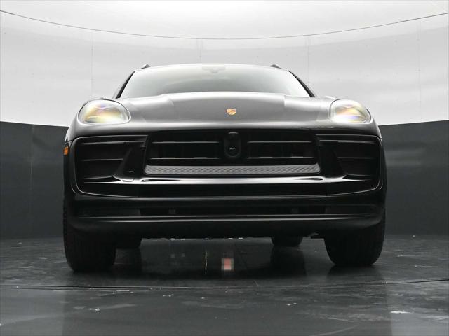 2026 Porsche Macan Unknown
