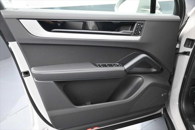 2026 Porsche Cayenne Unknown