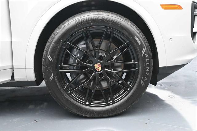 2026 Porsche Cayenne Unknown