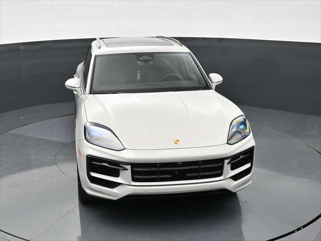 2026 Porsche Cayenne Unknown