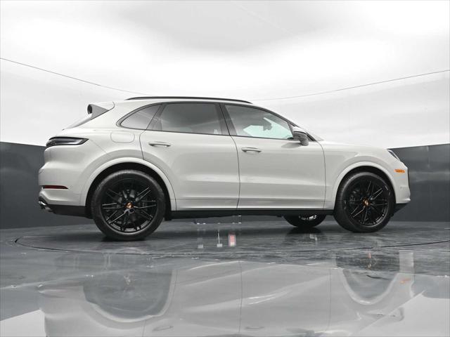 2026 Porsche Cayenne Unknown