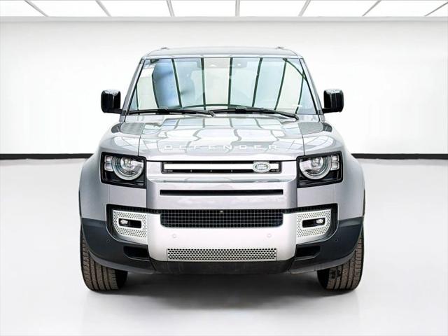 2023 Land Rover Defender 130 SE