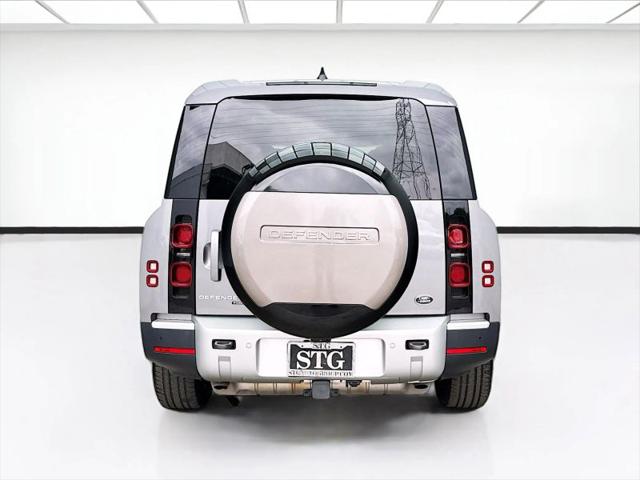 2023 Land Rover Defender 130 SE