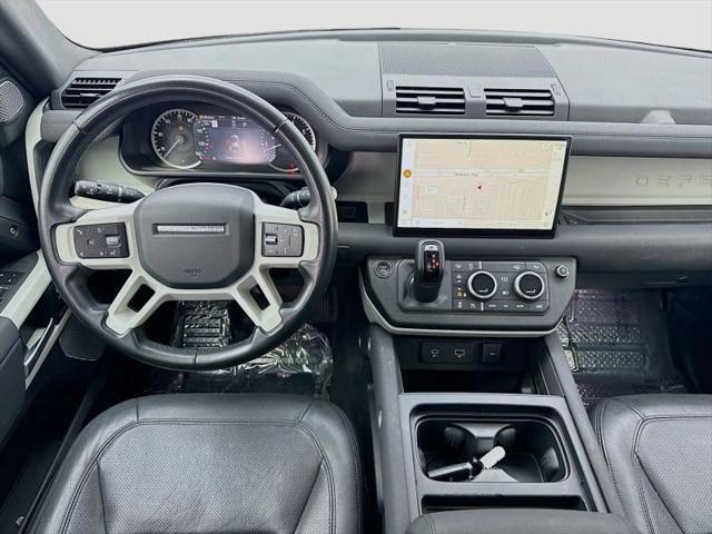 2023 Land Rover Defender 130 SE