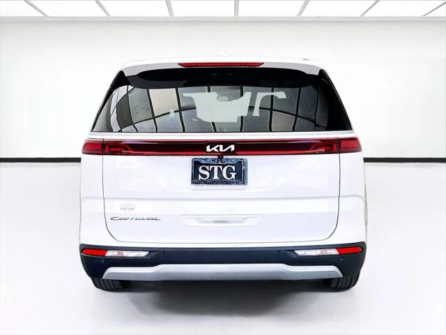 2022 Kia Carnival MPV LX