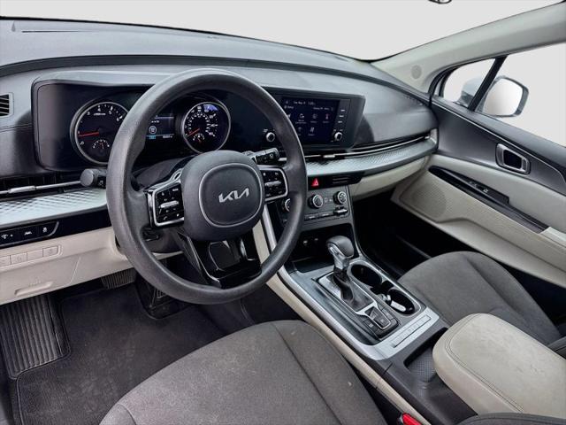 2022 Kia Carnival MPV LX