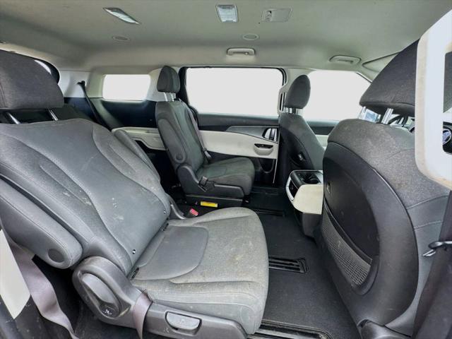 2022 Kia Carnival MPV LX