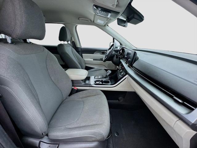 2022 Kia Carnival MPV LX