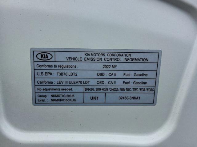 2022 Kia Carnival MPV LX