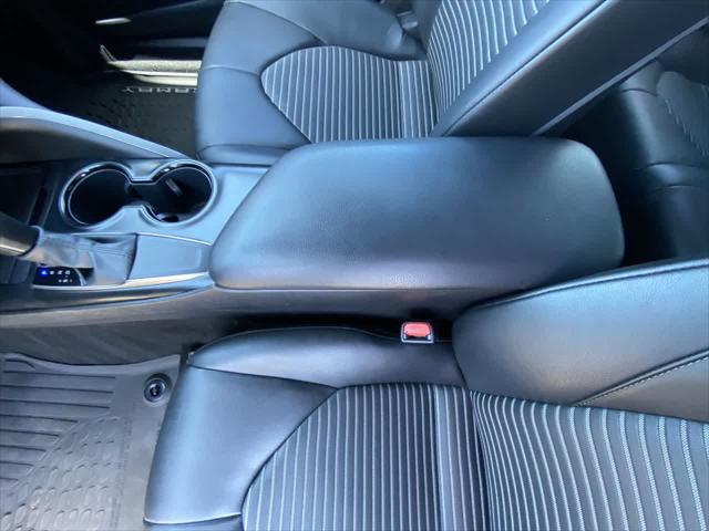 2020 Toyota Camry SE Nightshade Edition