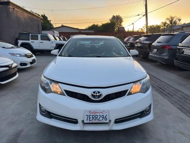2014 Toyota Camry SE