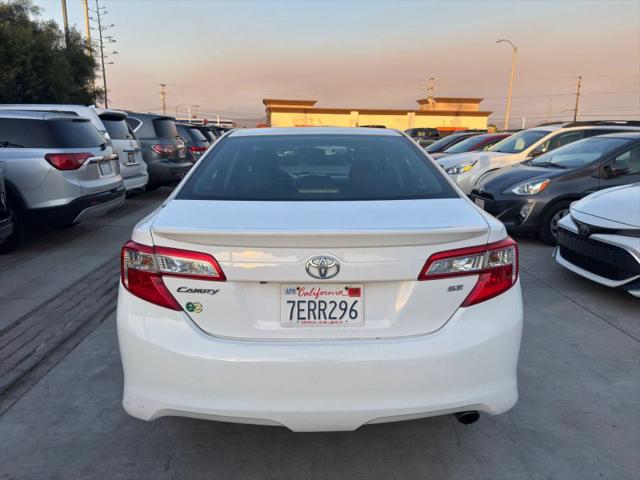 2014 Toyota Camry SE
