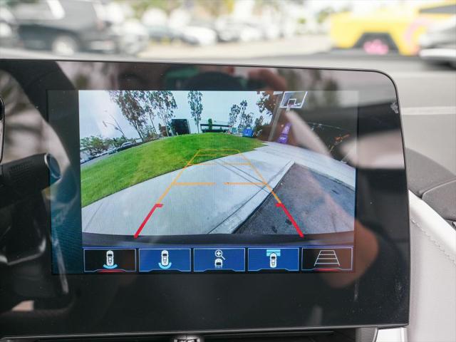 2025 Chevrolet Corvette Stingray RWD Convertible 2LT