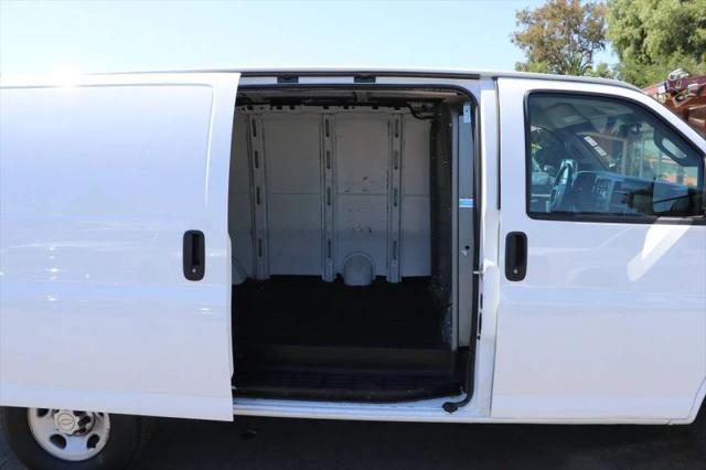 2017 Chevrolet Express Work Van