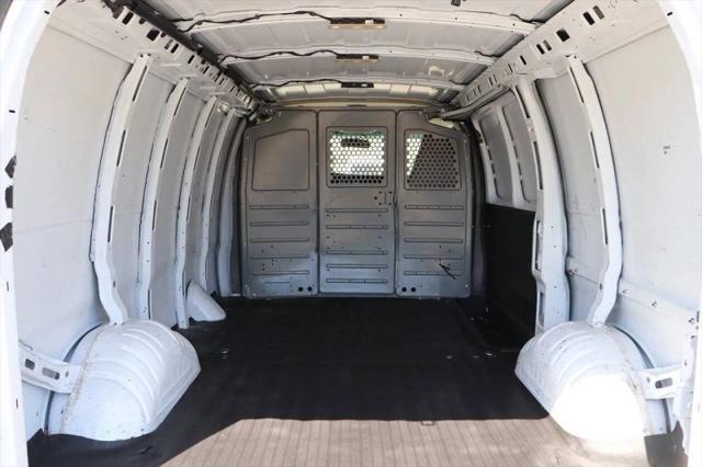 2017 Chevrolet Express Work Van