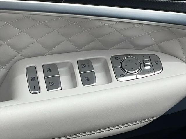 2025 Genesis G70 3.3T AWD Sport Advanced
