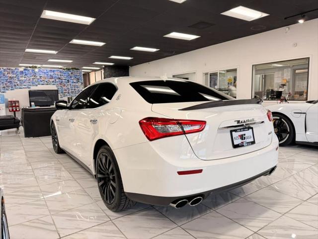 2016 Maserati Ghibli Base