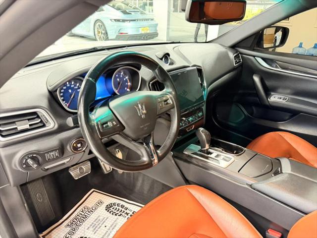 2016 Maserati Ghibli Base