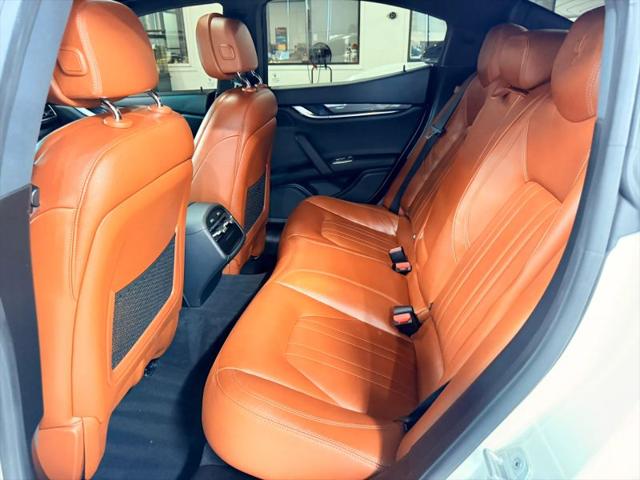 2016 Maserati Ghibli Base