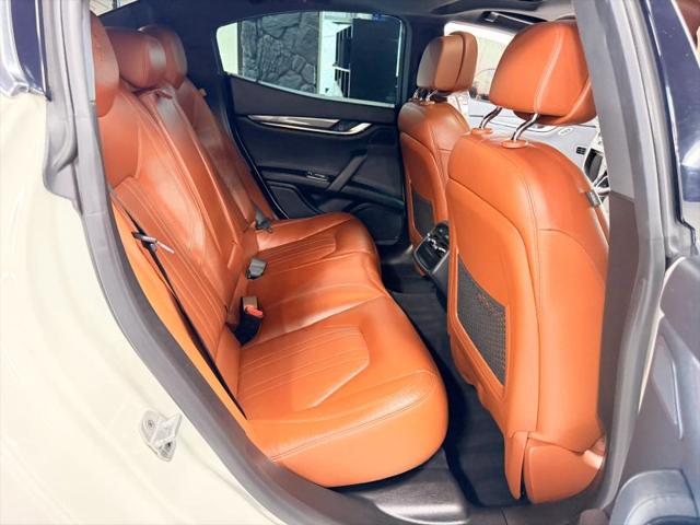 2016 Maserati Ghibli Base