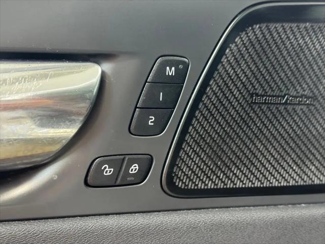 2019 Volvo XC60 T5 Momentum