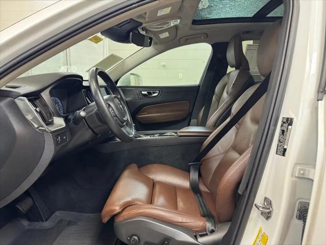 2019 Volvo XC60 T5 Momentum